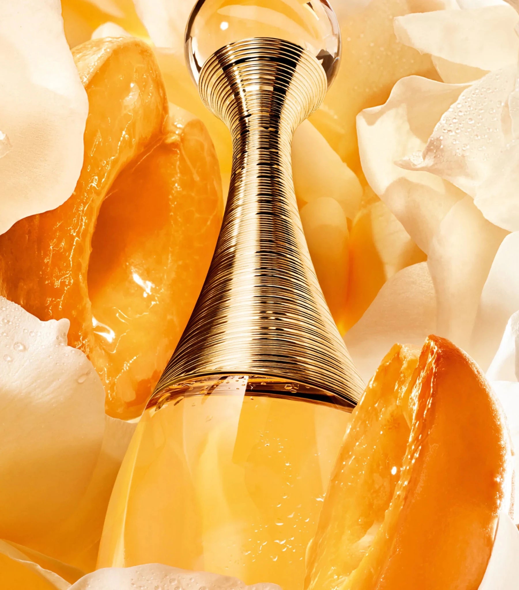 CHRISTIAN DIOR J'ADORE FOR WOMEN EDP - Al Himyan Perfumes | عطور هميان | Oud & Luxury Fragrances - Dior