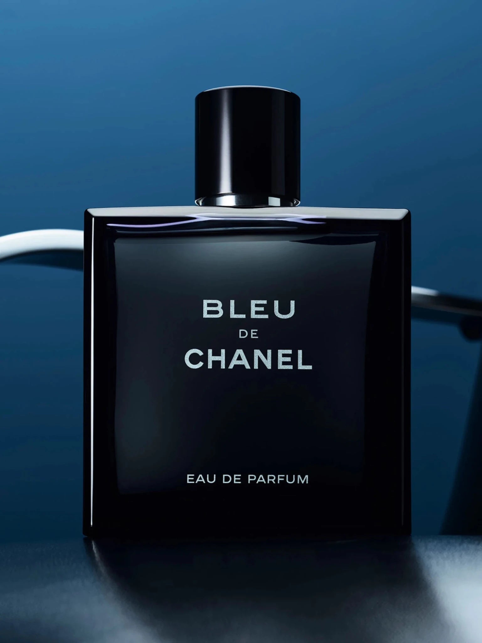 BLEU DE CHANEL EAU DE PARFUM SPRAY - Al Himyan Perfumes | عطور هميان | Oud & Luxury Fragrances - CHANEL