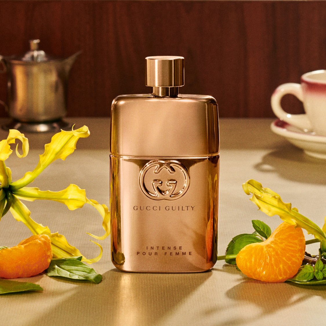 Gucci Guilty Pour Femme Gift Set EDP 90ml + EDP 10ml + Body Lotion 50ml الصورة الثانوية