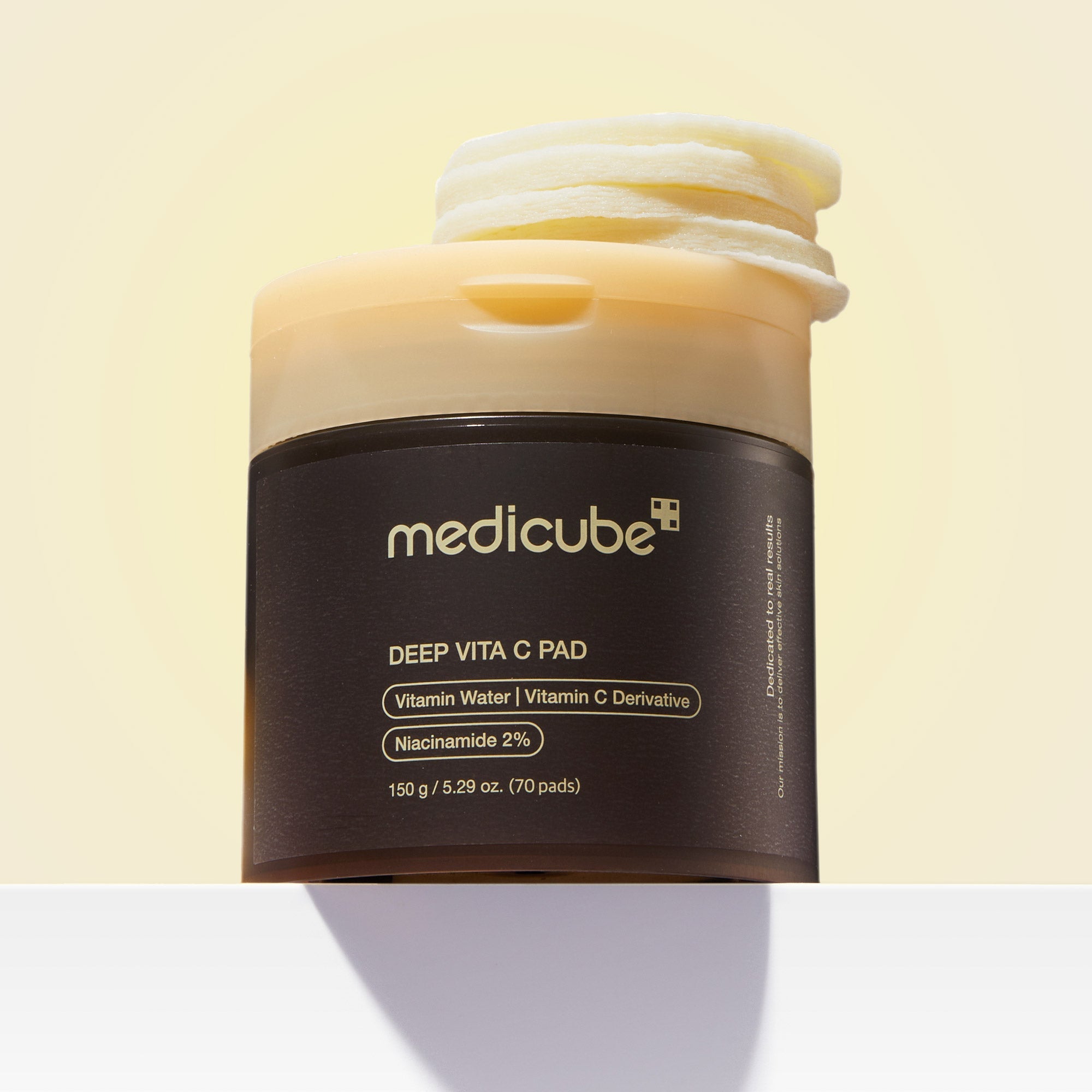 Medicube Deep Vita C Pad 150g (70 Pads) - Al Himyan Perfumes | عطور هميان | Oud & Luxury Fragrances - Medicube