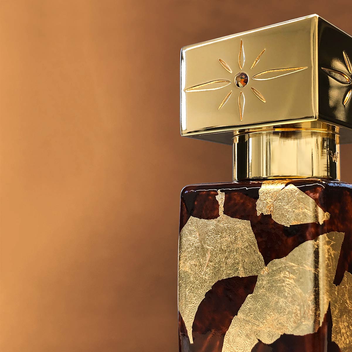 Wesker The Scent of Banat Extrait de Parfum for unisex - alternate product view 2