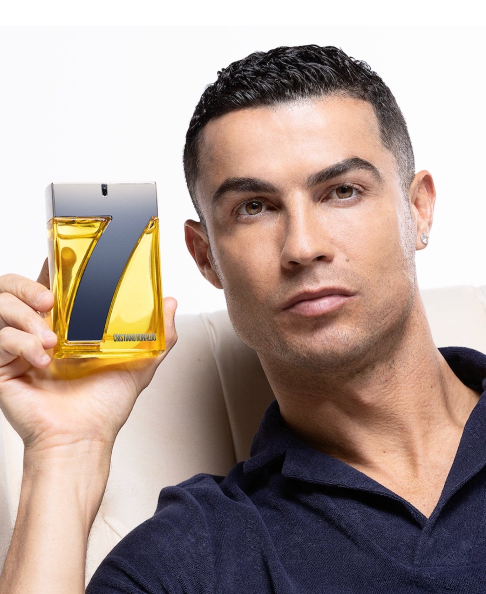 CRISTIANO RONALDO DISCOVER FOR MEN EDT 100ML - Al Himyan Perfumes | عطور هميان | Oud & Luxury Fragrances - CRISTIANO RONALDO