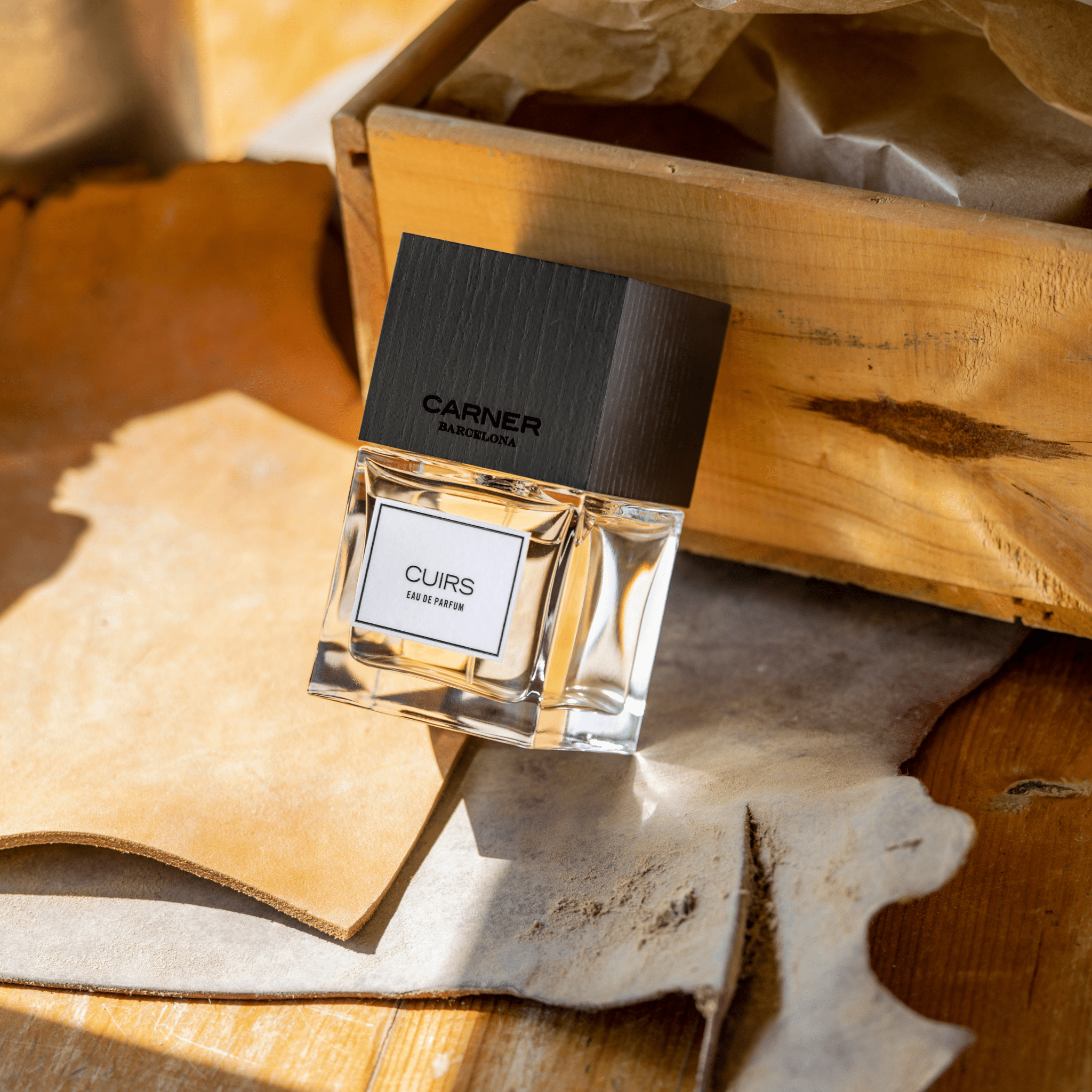 CARNER BARCELONA CUIRS UNISEX EDP 100ML - Al Himyan Perfumes | عطور هميان | Oud & Luxury Fragrances - CARNER