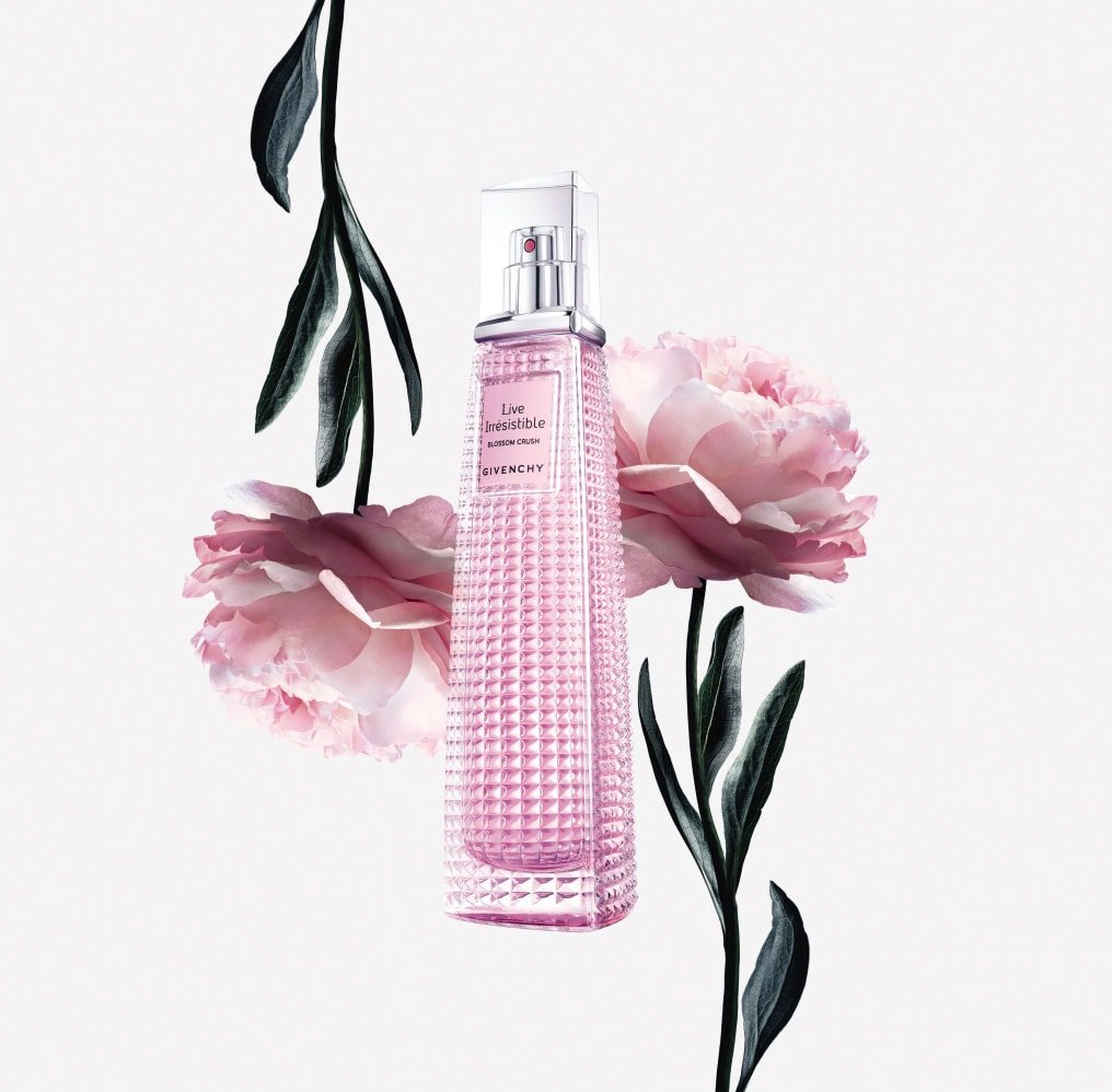 GIVENCHY LIVE IRRESISTIBLE BLOSSOM CRUSH FOR WOMEN EDT 50ML - Al Himyan Perfumes | عطور هميان | Oud & Luxury Fragrances - GIVENCHY