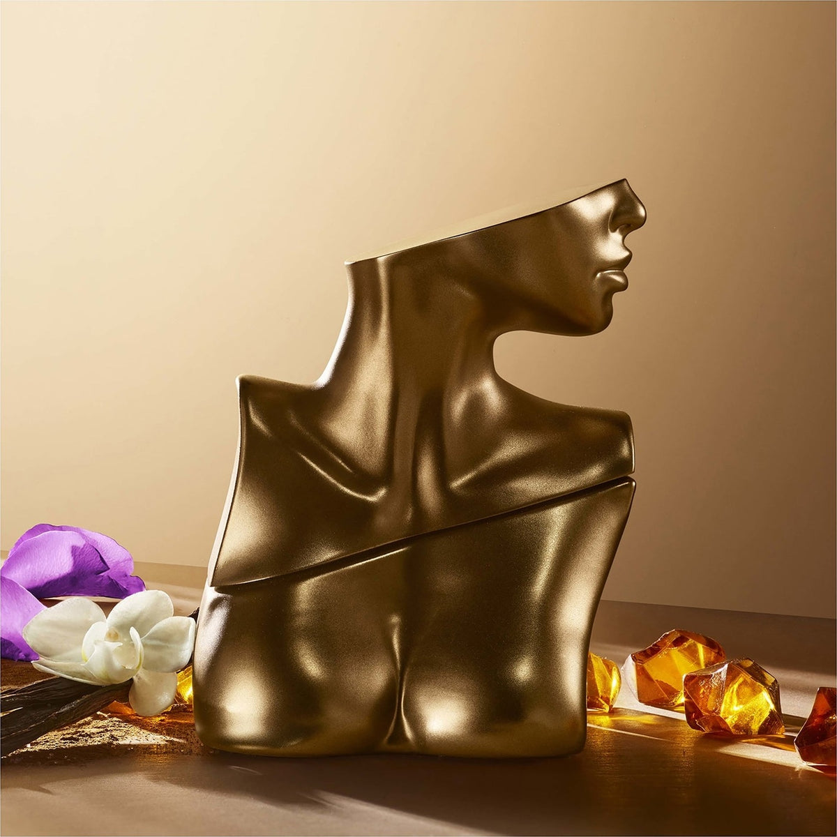 Billie Eilish Eilish Eau de Parfum 100ml bottle with amber and flowers