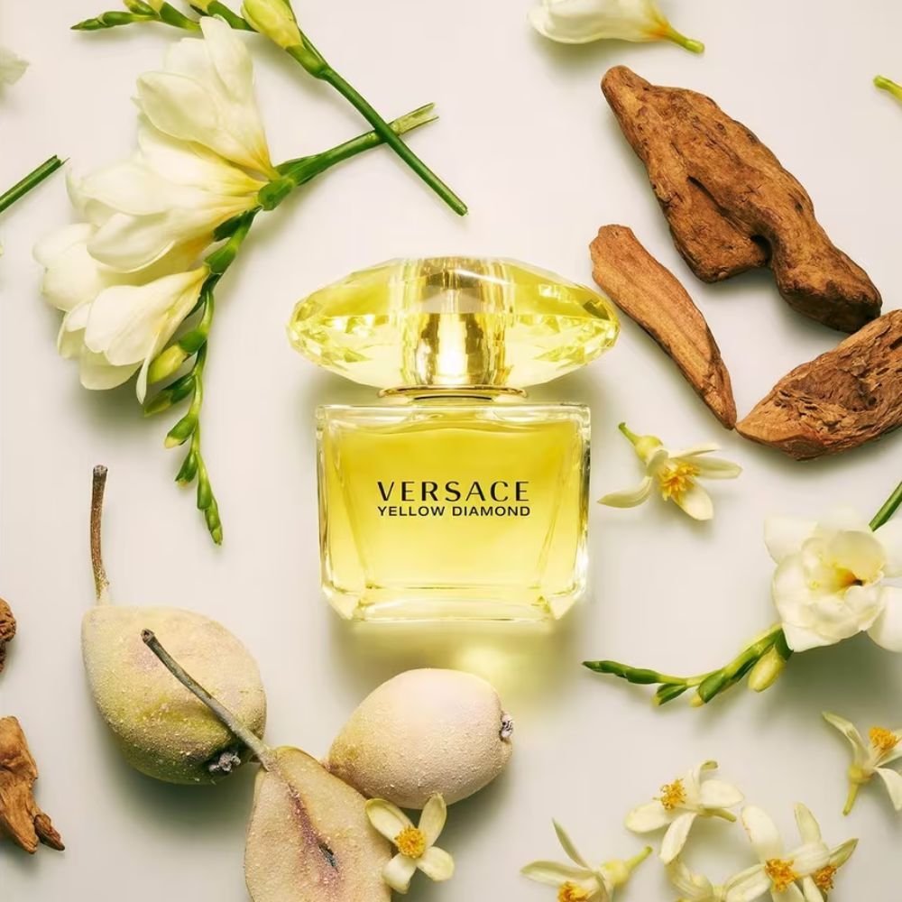 VERSACE YELLOW DIAMOND FOR WOMEN EDT 90ML - Al Himyan Perfumes | عطور هميان | Oud & Luxury Fragrances - Versace