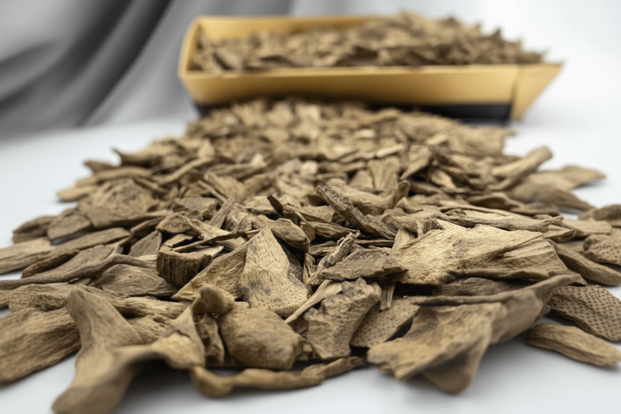 Ceylonese Agarwood - Al Himyan Perfumes | عطور هميان | Oud & Luxury Fragrances - Himyan