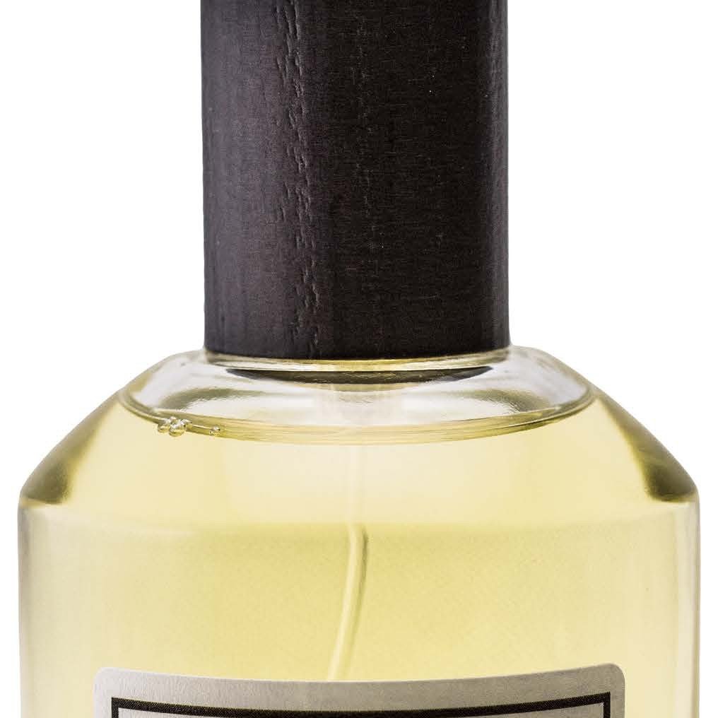 SweDoft Sofiero Eau de Parfum 100ml bottle detail