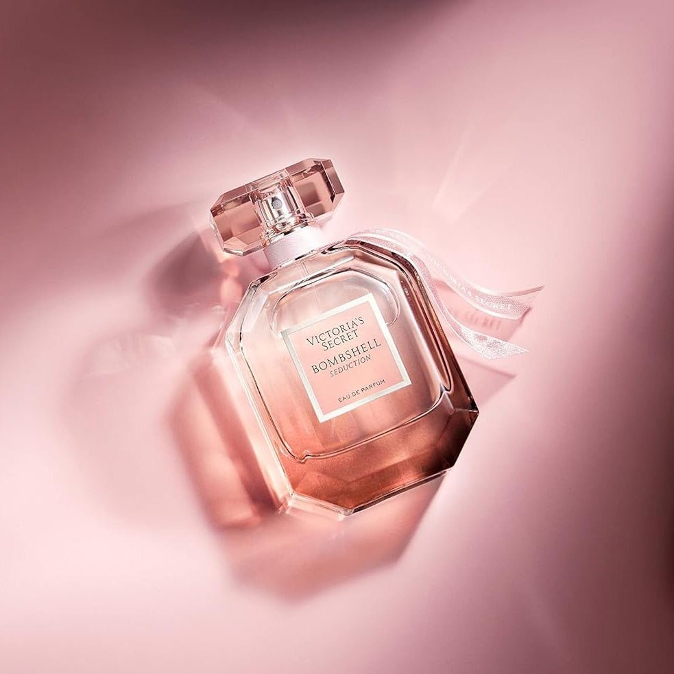فيكتوريا سيكريت (VICTORIA'S SECRET) بومب شيل سيداكشن للجنسين - أو دو بارفان ١٠٠ مل الصورة الثانوية